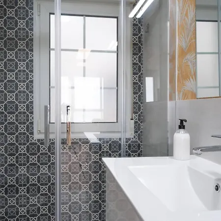 Avg Mirada A San Lorenzo Χιχόν